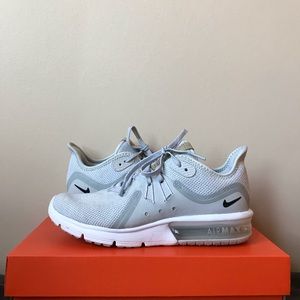 Women’s Nike Air Max Sequent 3